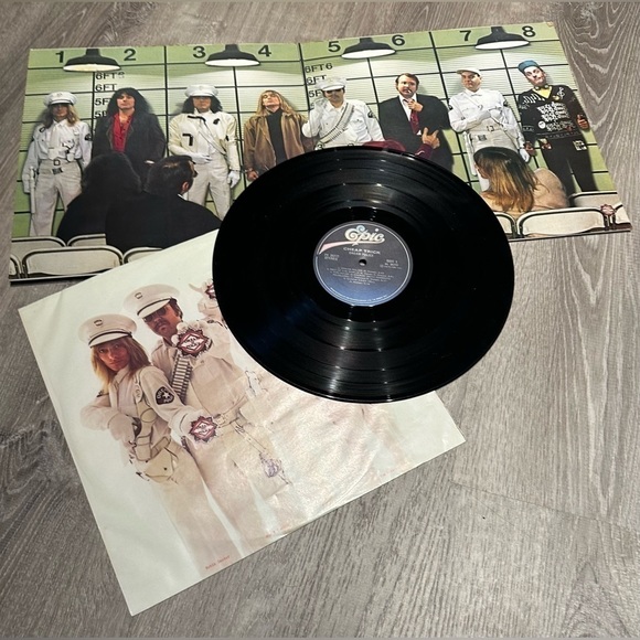 CHEAP Trick - Dream Police - Vinyl Album - Picture 4 of 6
